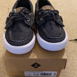 NIB boys size 12 Sperry Bahama jr shoes black/gray